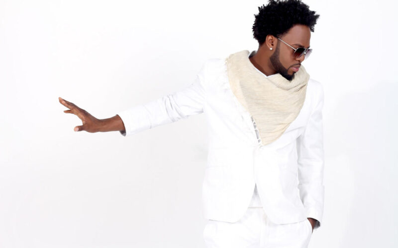 dwele-promo-pic-1-jpg